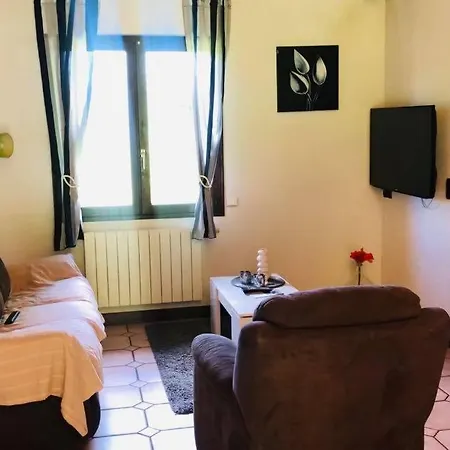 Ma Jolie Camyna بيت للعطل